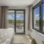 Alba By Interhome Brtonigla
