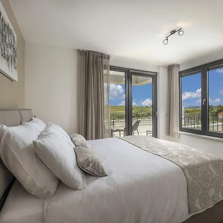 Alba By Interhome Brtonigla