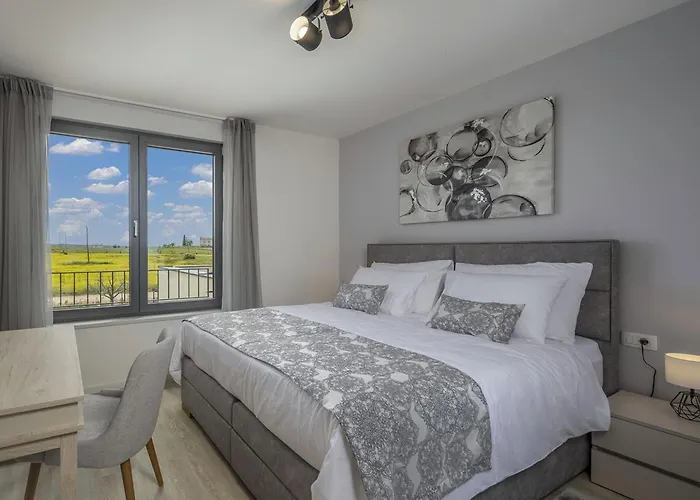 빌라 Alba By Interhome 브르토니글라